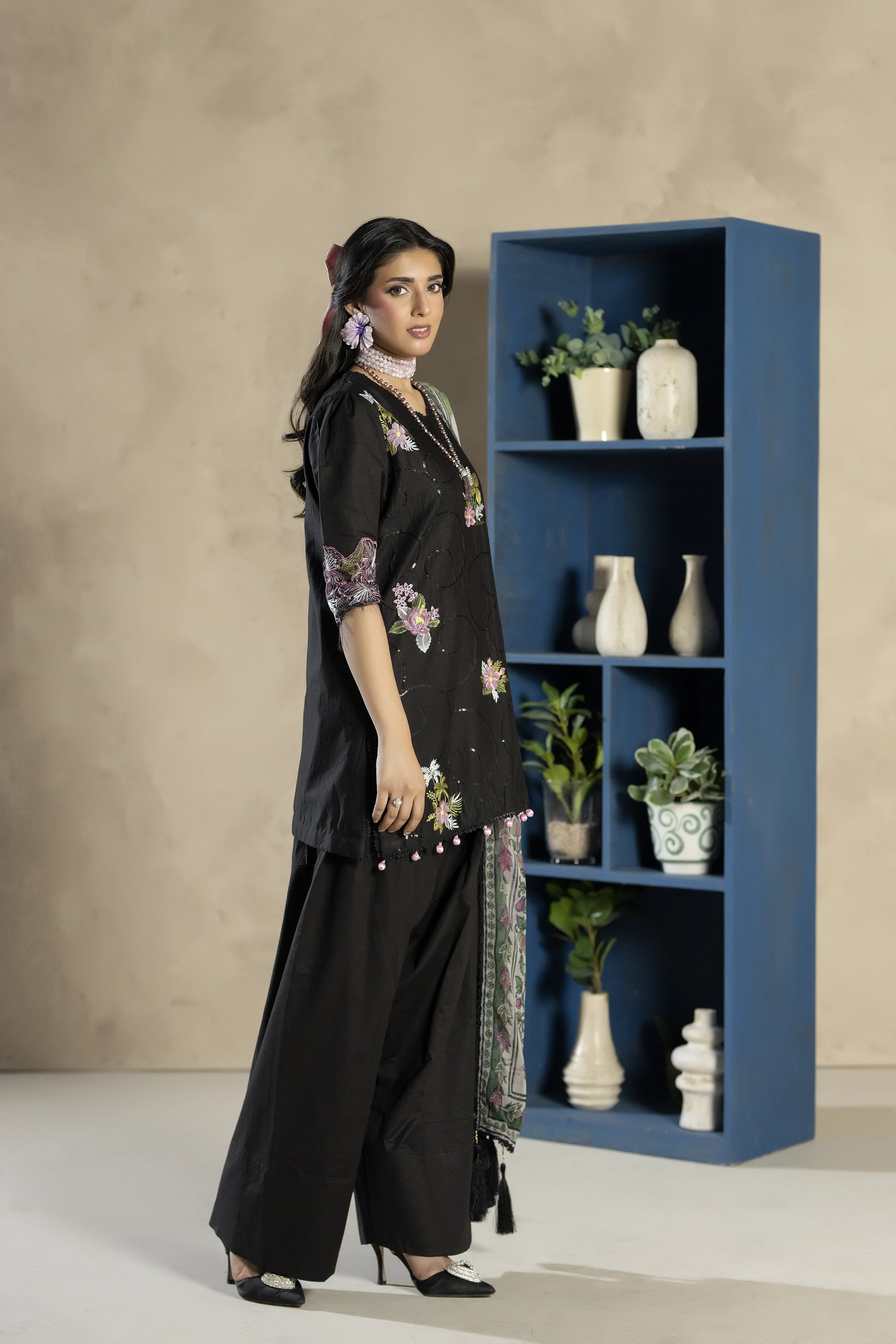 Zarnoor (PreBooking Only)