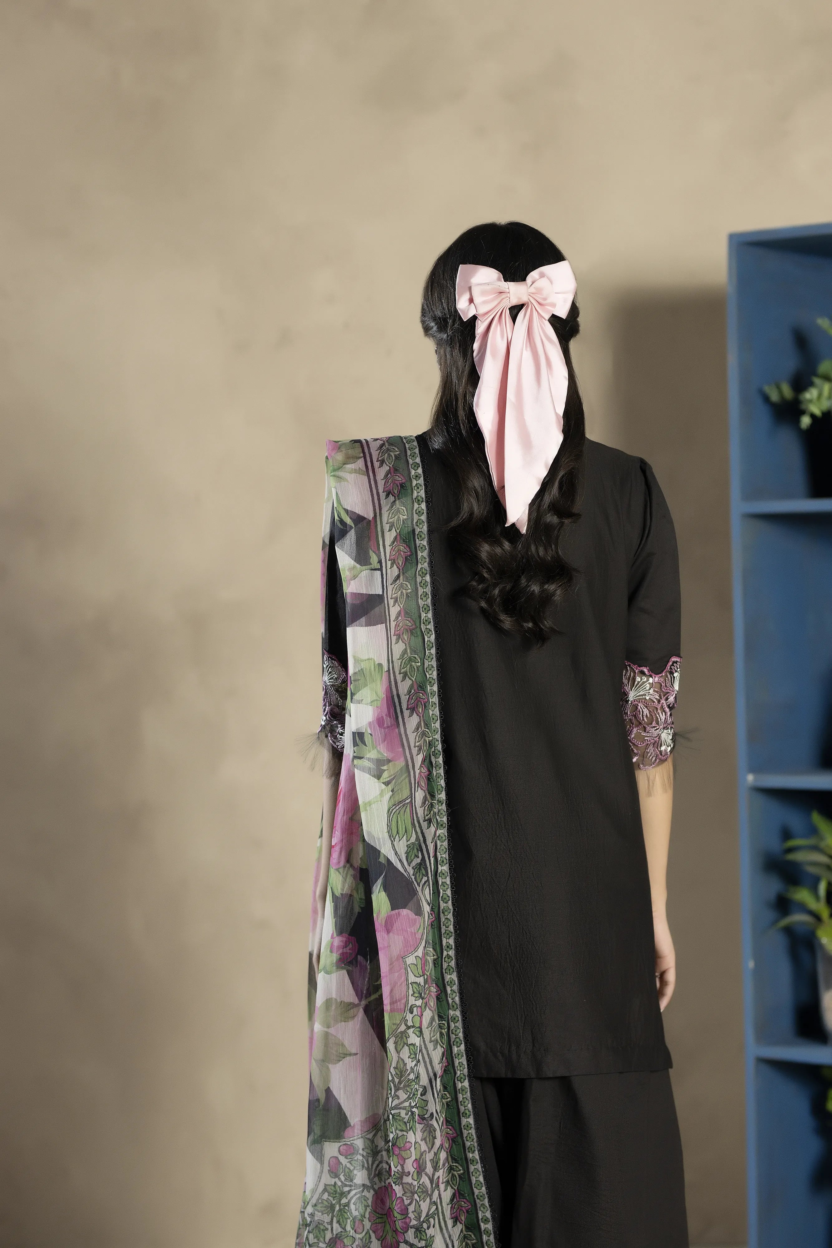 Zarnoor (PreBooking Only)