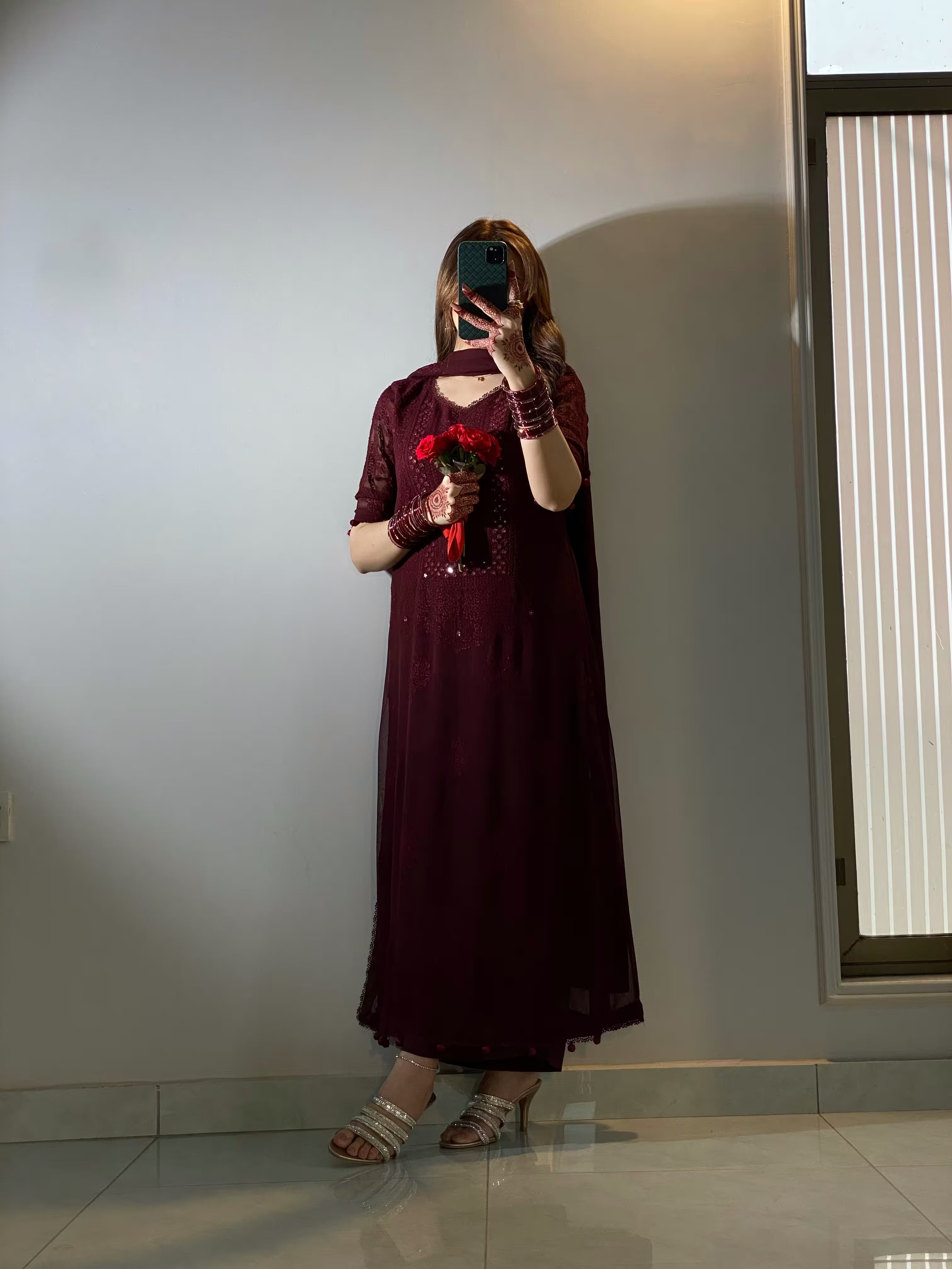 Riwaayat-e-Gulnaar (Mehroon)