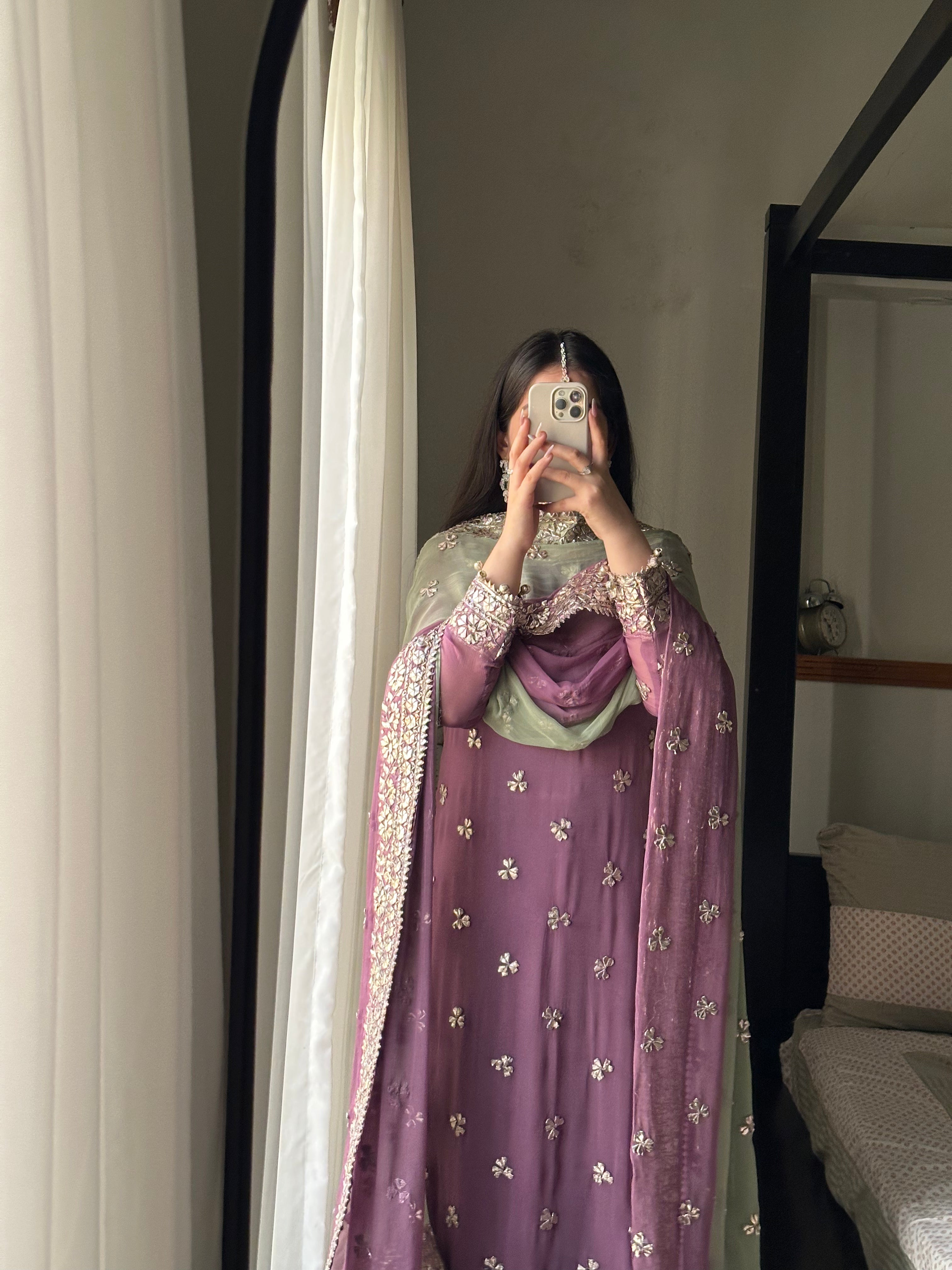 Mah-e-Rukh ✨